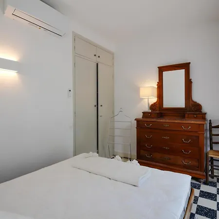 Familiale Climatisee A 5 Min De La Avec Parking Et Wifi - Fr-1-728-17